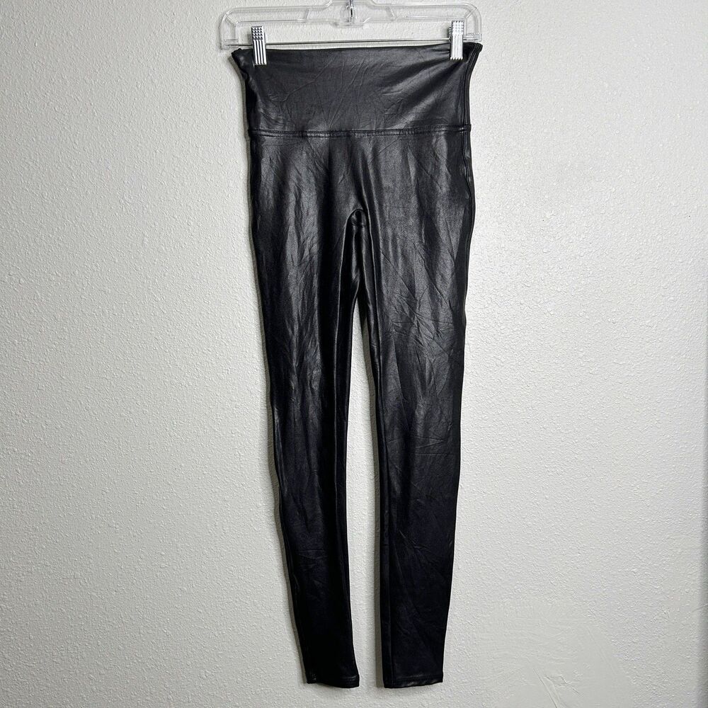 Spanx Faux Leather Leggings M Black Shaping Slimming Edgy Chic Night Out Biker